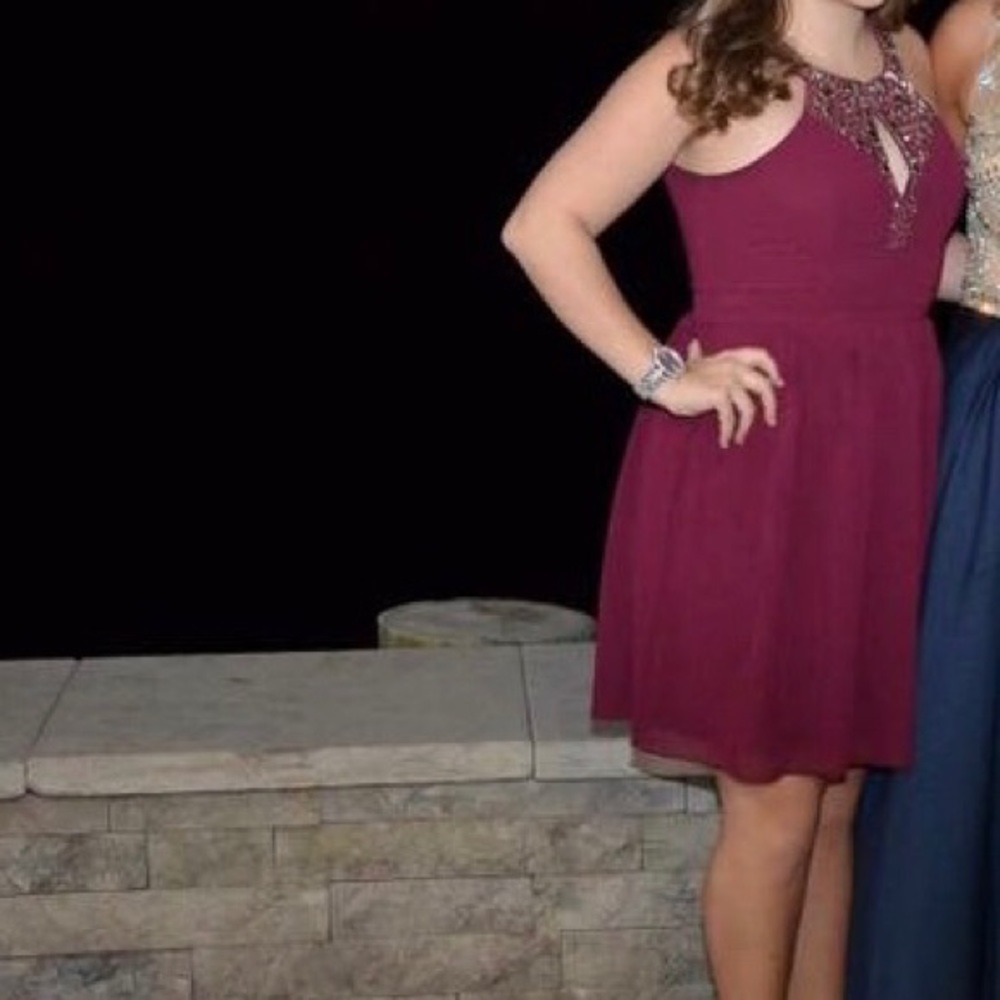 Burgundy dress great for any occasion!